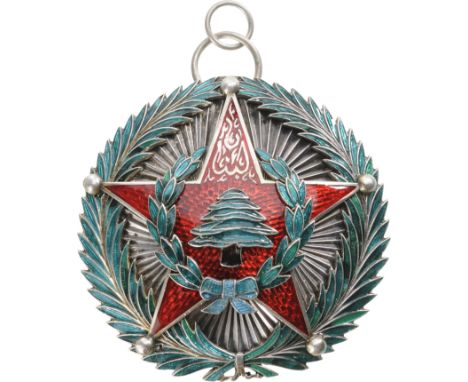 Extraordinary Grade Badge, 1st Class, instituted in 1936. Sash Badge, 68 mm, Silver, one side enameled, central medallion sil