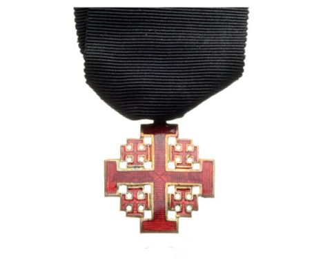  Knight`s Cross, Half Size. Breast Badge, silver gilt, 25 mm, obverse enameled, original ring and ribbon. Minimal chips to en