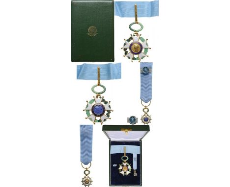 Commander`s Cross, 3rd Class, instituted in 1822. Neck Badge, 88x62 mm, gilt Bronze, both central medallions gilt, both sides
