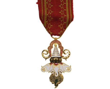 Knight's Cross, 5th Class, instituted in 1909. Breast Badge, 58x35 mm, gilt Bronze, obverse enameled, original suspension rin