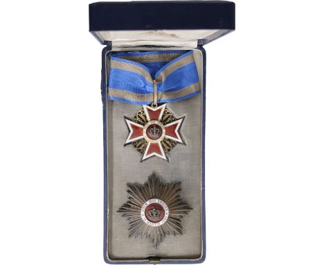 Grand Officer's Set, 1st Type, Civil. Neck Badge, 61 mm, Silver gilt, maker's mark "JRF - Joseph resch Fils", hallmarked "ARG