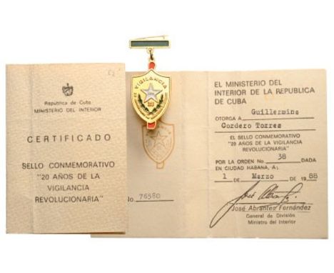 Breast Badge, 42x23 mm, gilt Bronze, obverse lacquered, original suspension device. Comes with awarding document given in 198