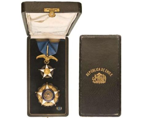 Grand Officer`s Set. Neck Badge, Silver and gilt Silver, partially enameled, the condor above in gilt silver, original long r