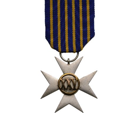 Breast Badge, 40 mm, Silver with gilt center, maker's mark "Resch", original suspension ring and ribbon. Scarce! I R!