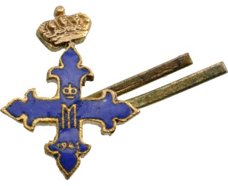 2nd Class, 3rd Model, instituted in 1941. Breast Pin, 13x9 mm, Copper gilt, one-side enameled, reverse fixation with 2 pins. 