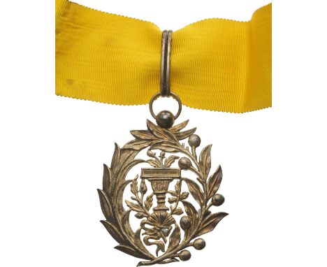 Commanderâ€˜s Cross, 3rd Class, instituted in 1905. Neck Badge, 60x49 mm, Silver gilt,hallmarked "eagle's head", original sus