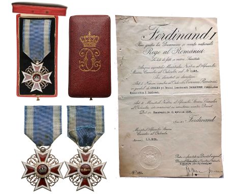 Knight 's Cross, 1st Model, Civil. Breast Badge, 40 mm, Silver, both sides enameled (minor restoration), original ring and ri