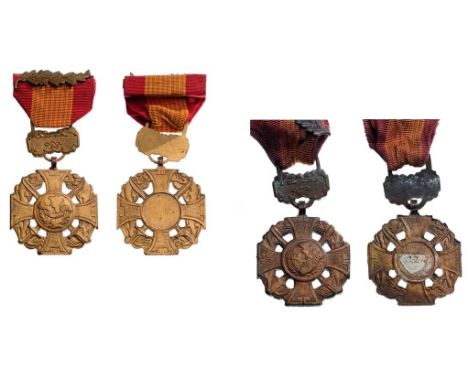 Breast Badges, bronze, 40 mm, one locally made, the other US made, original suspension devices and ribbons with palm. (2) I/I