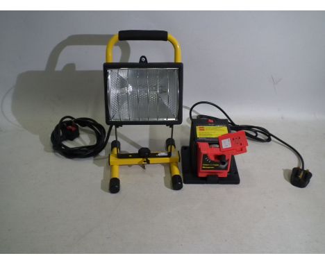 Tools - A Chisel and plane sharpener, and a Diall IP54 work light . Items untested. (This does not constitute a guarantee) (2