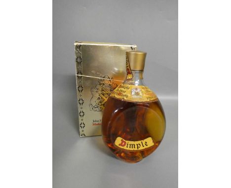One bottle Dimple Haig deluxe scotch whisky, 70°, 26 2/3fl.ozs, boxed (Est. plus 24% premium inc. VAT)Condition Report: Gener