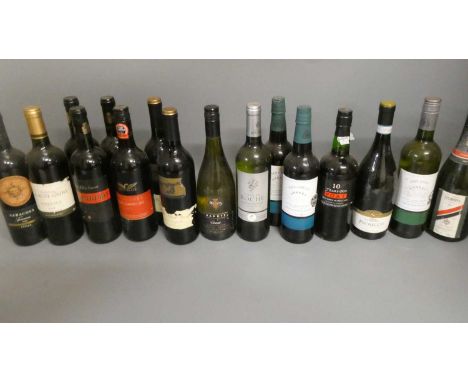 Sixteen bottles of mixed wine and fortified wine, including three bottles El Bombero 2011 carinena, two 2011 The Black Stump 