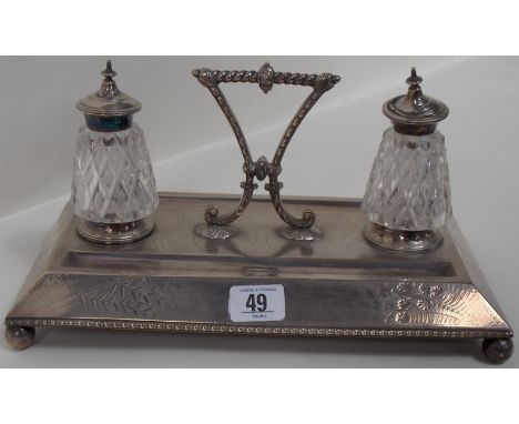 Good Victorian silver rectangular double ink stand of aesthetic style, engraved with patterned circles, the sides with bamboo
