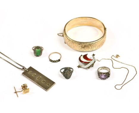 A collection of costume jewellery, to include a 9ct gold tie tack, with brushed gold emblem, 2.23g, a rolled gold hollow hing