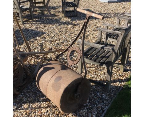 A cast iron Garden roller, by T Green &amp; Son Ltd, Leeds and London