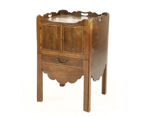 A George III mahogany bedside commode, 51cm wide, 48.5cm deep, 81cm high