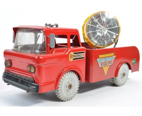 A rare original 1950's Louis Marx &amp; Co tinplate battery operated searchlight truck toy Powerhouse Motorway Rescue Unit. R
