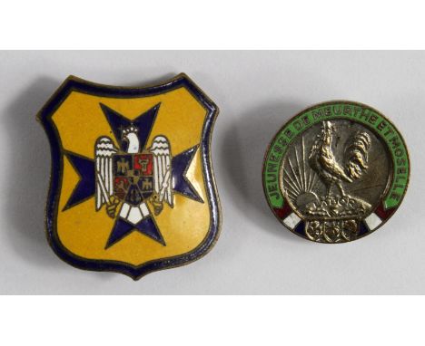 Romanian 1939 Iron Guard enamel pin badge numbered 167390 and maker marked ST LEI 23. With a Vichy Facist movement of Pro Ger