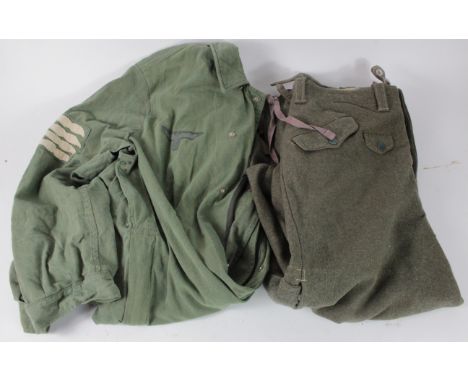 German WW2 Army Parachutist jump smock with Parachutist Trousers.