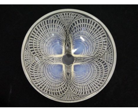 A Rene Lalique Coquilles glass bowl, signed 'R Lalique', diam. 13.2cm. Condition - very good, no chips, cracks nor any damage