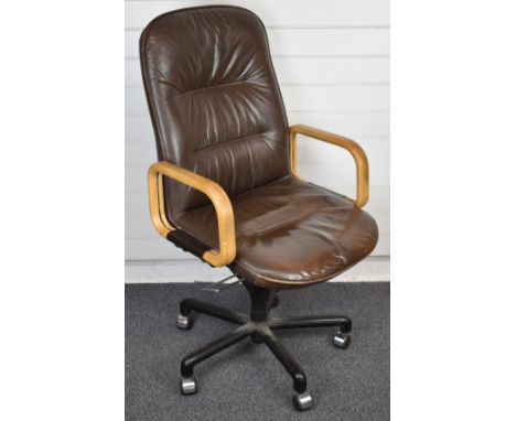Kusch+Co. light oak, leather upholstered office or desk chair