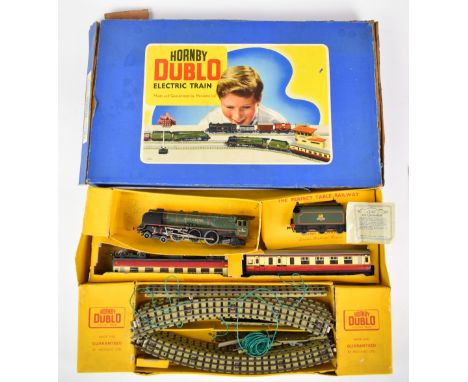 Hornby Dublo 00 gauge model railway EDP12 Passenger Train set with 'Duchess of Montrose' locomotive, in original box.