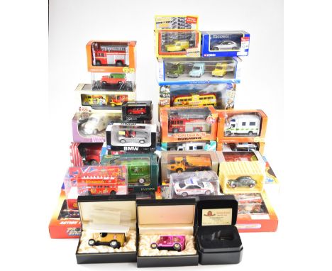A collection of diecast model cars, buses and similar to include Corgi, Cararama, NewRay, Oxford and Lledo, all in original b