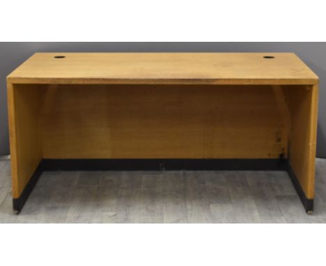 Gordon Russell of Broadway light oak desk or table, W156 x&nbsp; D80 x H74cm