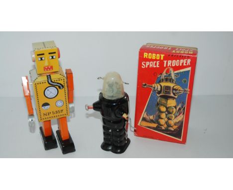A Chinese Space Trooper clockwork robot in original box, robot, 16cm high and another Lilliput robot (2)&nbsp;&nbsp; Conditio