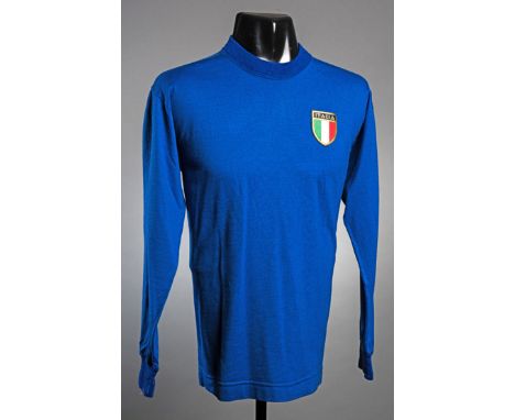 Gaetano Scirea: a blue Italy No.6 international jersey circa 1976,
long-sleeved 

Juventus's Gaetano Scirea is considered by 