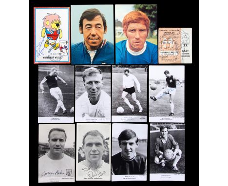 Photocards signed by ten England 1966 World Cup winners,
the missing player Roger Hunt represented by the signing of a Final 