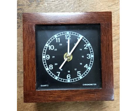 1980s Ministry of Defence Hydrographic Department,Chronometer Electric, Serial No. 148/80. In working order.