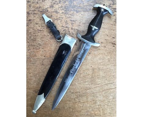 WW2 German 1933 model SS dagger & scabbard with belt hanging strap. unmarked blade.