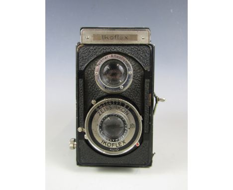 A vintage Zeiss Ikon Ikoflex camera