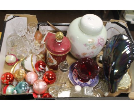 A BOX OF CERAMICS AND GLASSWARE TO INCLUDE A CARLTONWARE LIDDED JAR