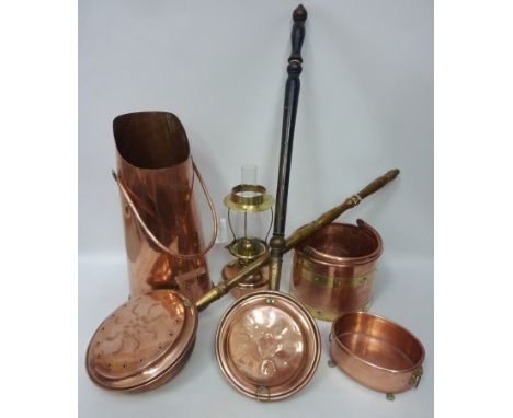 Copperware comprising of oil lamp with messenger No.2 burner, planter, 2 bed pans, coal scuttle and bucket (6) Condition Repo