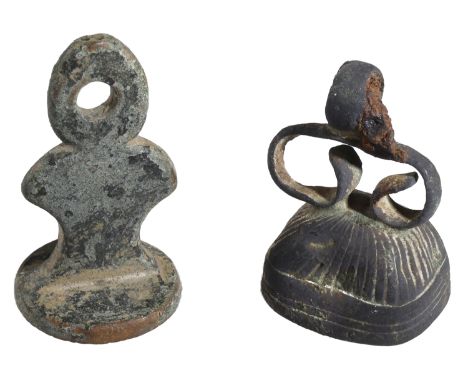 18th century, brass seals (2), chess type, 33mm x 16mm diameter, with circular face of two crossed keys with the letters g h 