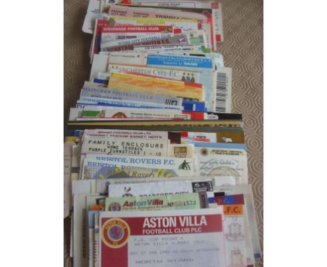 Football Ticket Collection: 80s onwards from all four divisions in both league and cup. Similar to previous lot. (230)