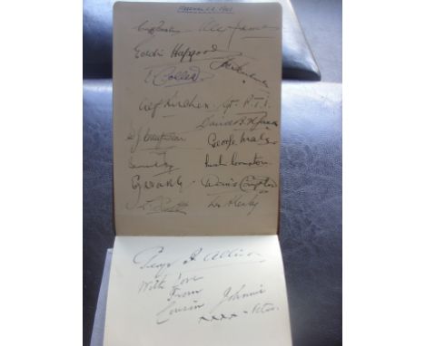 Arsenal 1941 Cup Finalists Football Autographs: Superb autograph book with some amazing art work throughout including Tom Web