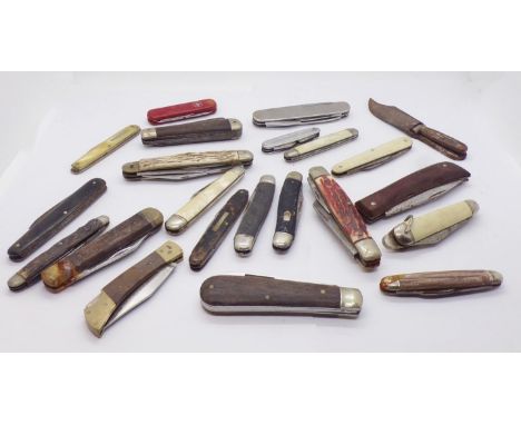 Approx 20 vintage penknives 