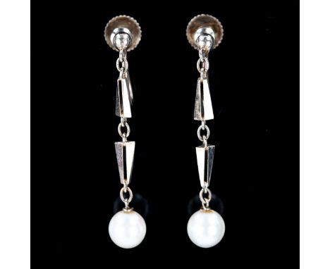 A pair of 9ct white gold cultured pearl drop earrings, with screw-back fittings, earring height 30.2mm, 1.5g, in R Chambers L