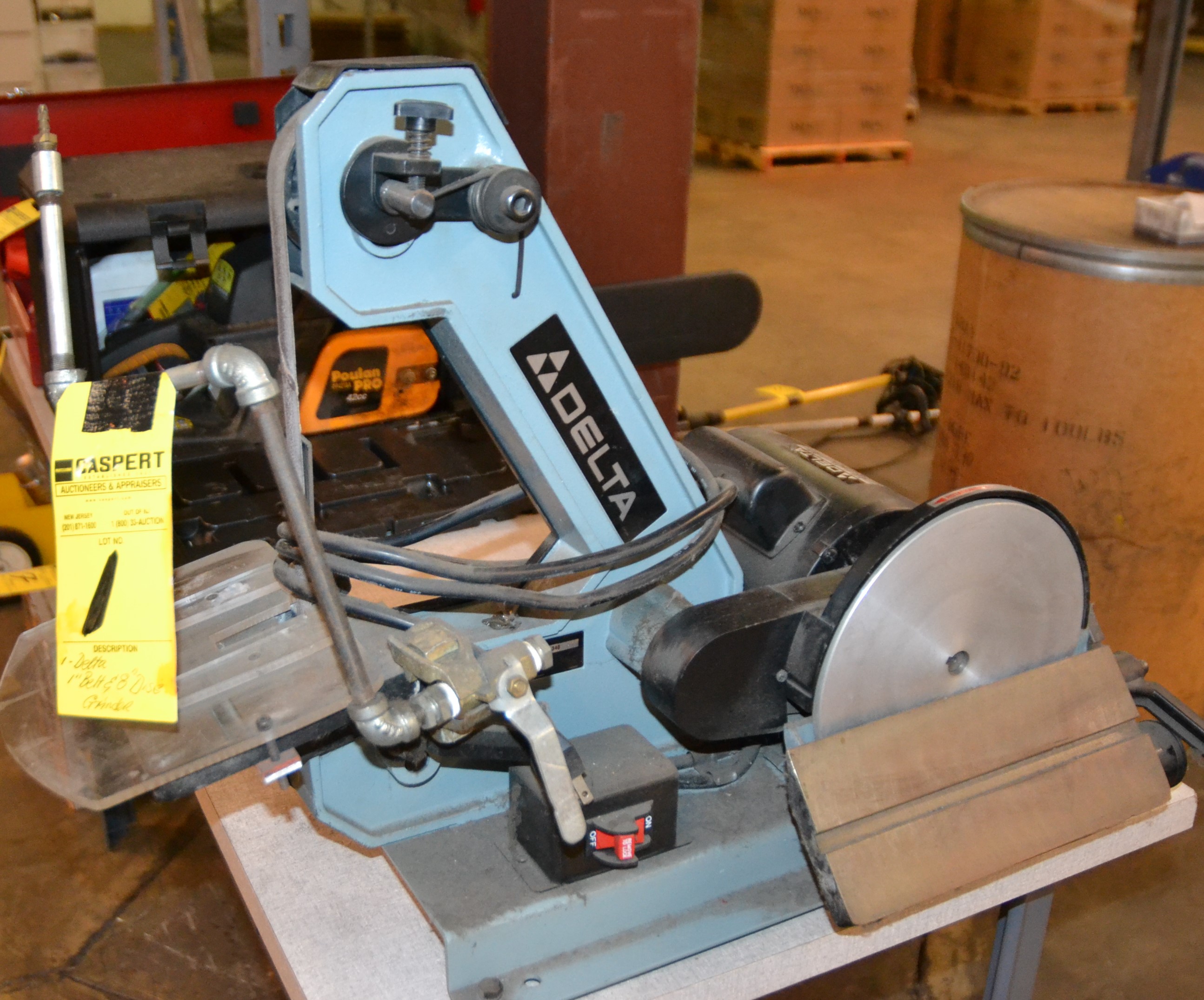 DELTA 1" BELT & 8" DISC SANDER