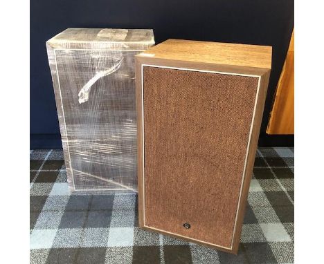 PAIR OF VINTAGE PIONEER SPEAKERS