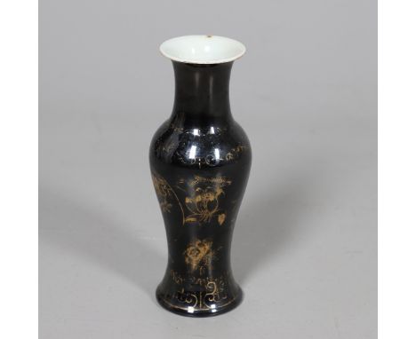 CHINESE 19THC MIRROR BLACK &amp; GILT VASE. 19thc but bearing Kangxi marks, a Chinese mirror black and gilded baluster shaped