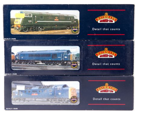 3 Bachmann OO BR diesel locomotives. A class 55 Deltic, The King’s Own Yorkshire Light Infantry 55 002 in green livery (33-52