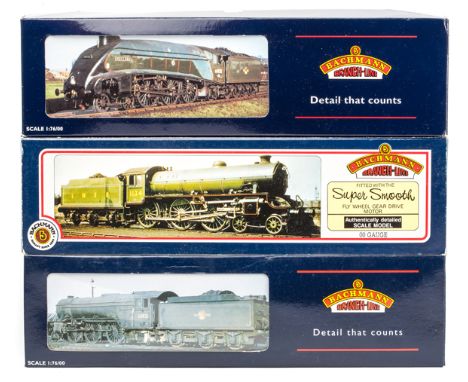 3 Bachmann OO (ex LNER) tender locomotives. Class A4 4-6-2 Golden Eagle 4482 (31-956), plus a class B1 4-6-0 1264 (31-700), b