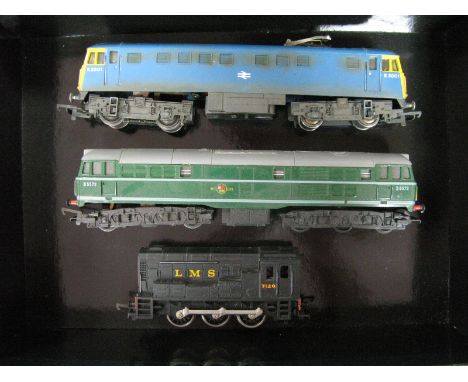 Three "OO" Gauge/4mm Unboxed Locomotives, Triang Ref TR753 class 81 electric Bo-Bo BR "Electric Blue" R/No E3001, one pantogr
