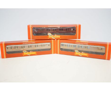 Hornby railways 00 Gauge scale model x3