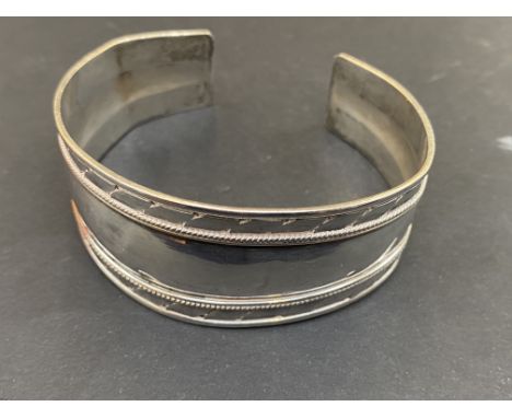 Silver bangle 