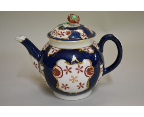 A Worcester First Period scale blue 'Old Japan Star' pattern teapot and cover,&nbsp;blue fretted square mark, 15.5cm high, (r