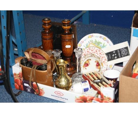 A SMALL TRAY OF SUNDRIES, to include Aitchison binoculars 'The Lumina', cased brass vesta, Derby and Spode cup/saucers, etc
